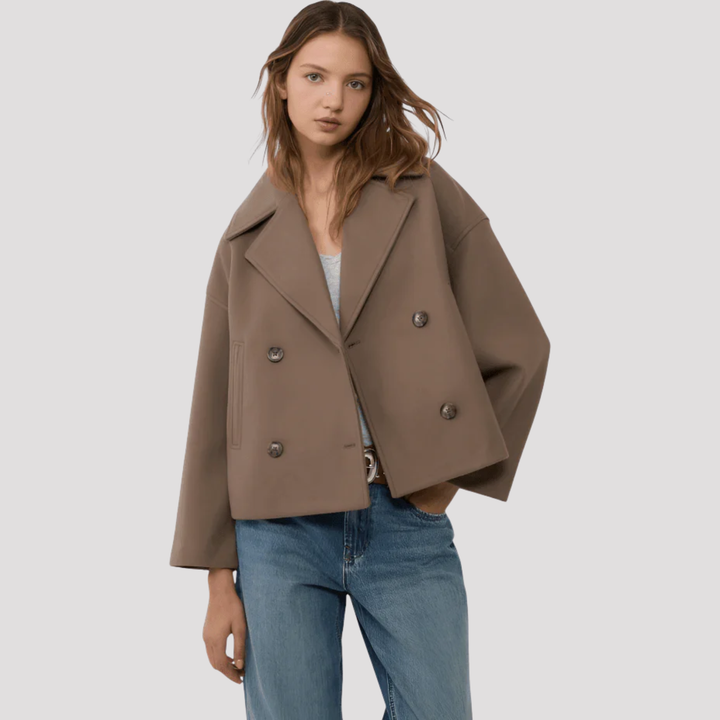 Amelia | Women&