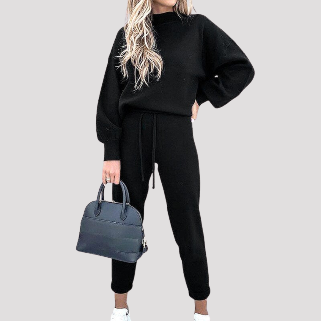 Evadne | Classic Knit Sweater And Jogger Trousers Set
