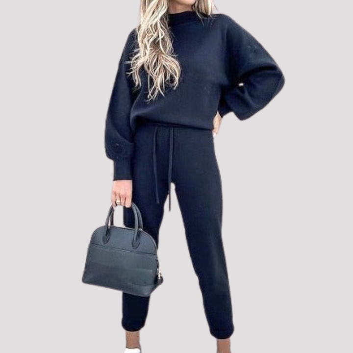 Evadne | Classic Knit Sweater And Jogger Trousers Set