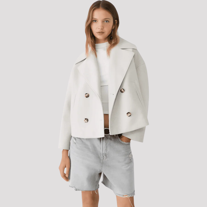 Amelia | Women&