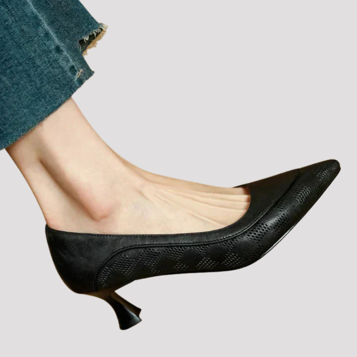 Holly | Women&